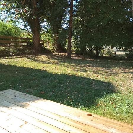 Chambre Au Calme Entouree Par La Nature. แซงต์-เลยอง-ซูร์-เวแซร์ ภายนอก รูปภาพ