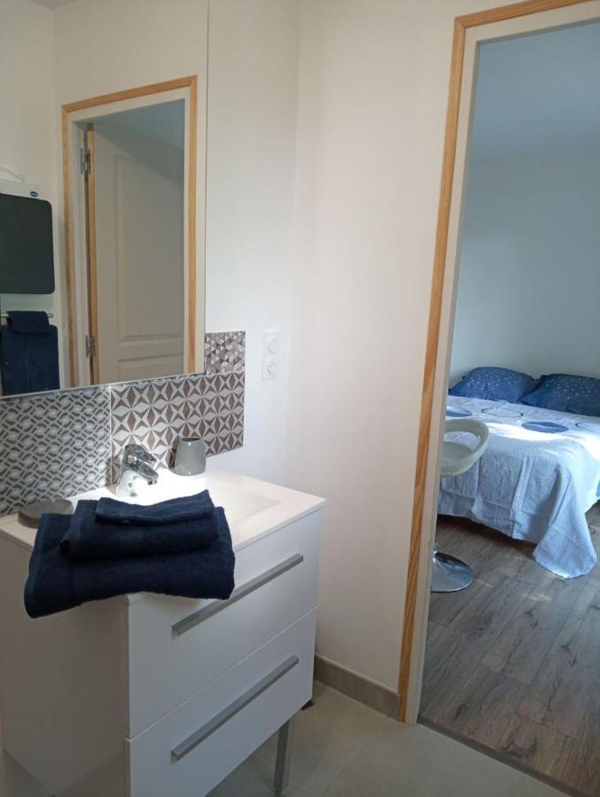 Chambre Au Calme Entouree Par La Nature. แซงต์-เลยอง-ซูร์-เวแซร์ ภายนอก รูปภาพ